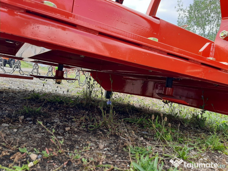 Tocator resturi vegetale tip elice cu 3 cutite