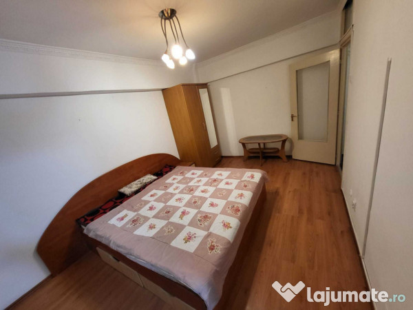 Garsoniera etajul 2 zona Racadau 