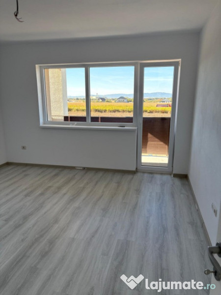 Apartament 3 camere Dezvoltator 