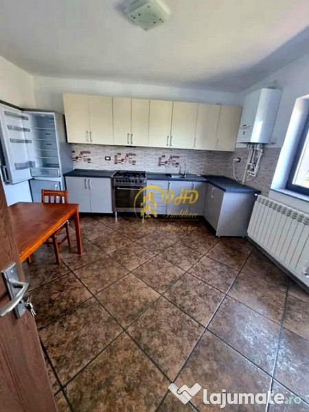 Apartament in zona Bucium 