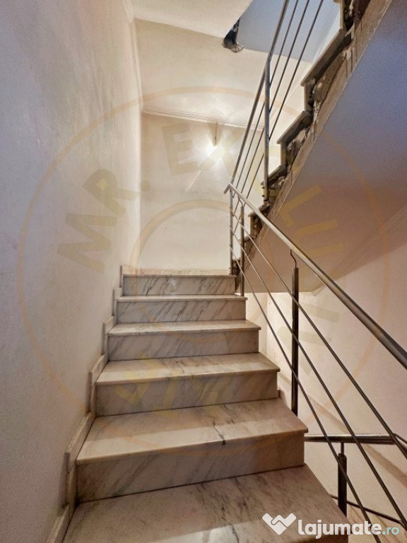 Casa pentru investitie S+P+2E+M, 500 mp curte, Pitesti 