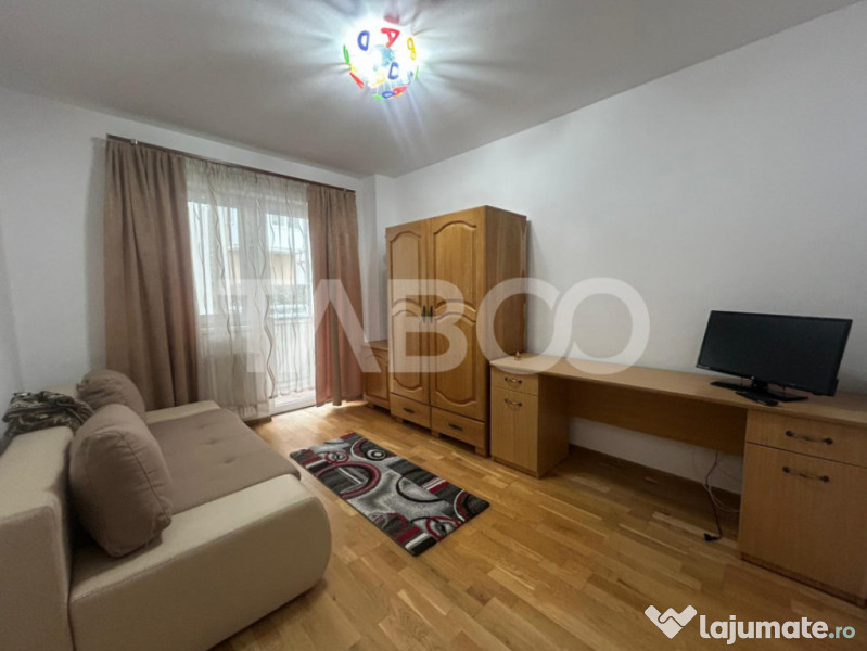 Apartament 2 camere etaj intermediar de inchiriat cu balcon 