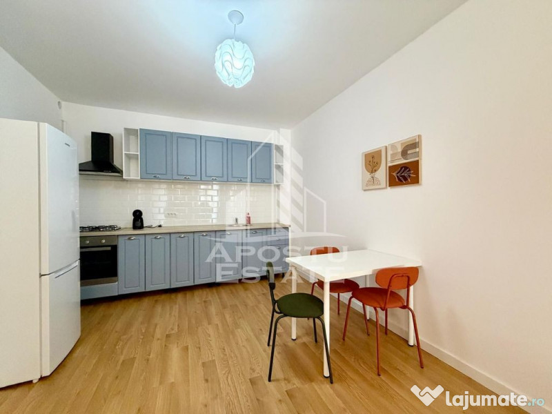 Apartament 2 camere, curte proprie, loc de parcare, Toron... 