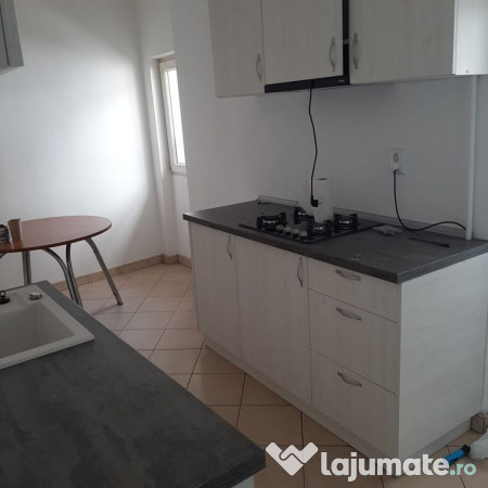 Apartament 4 camere Magheru (Piata Amzei) 