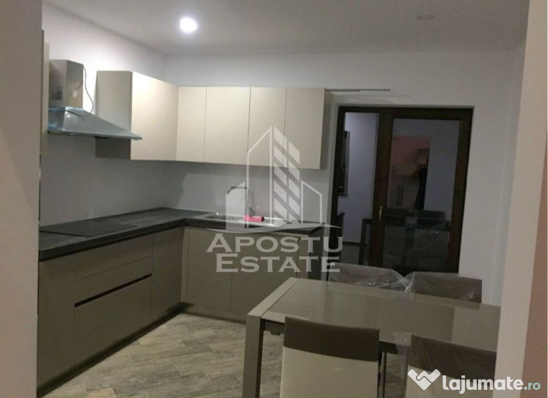 Casa insiruita cu 4 camere si garaj,Mosnita Noua