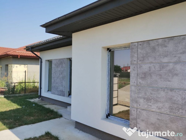 Casa individuala pe un singur nivel!