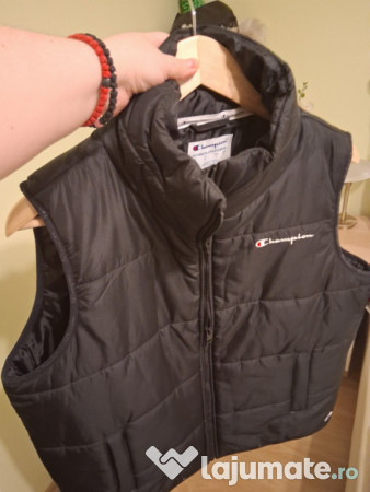 Vestă champion nou 