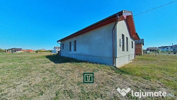 Casă cu 4 camere de vânzare în Fântânele – cartier nou de case 