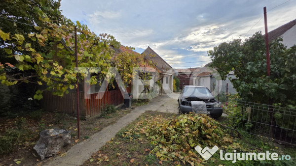 Casa de vanzare in sat Deal comuna Calnic judetul Alba 