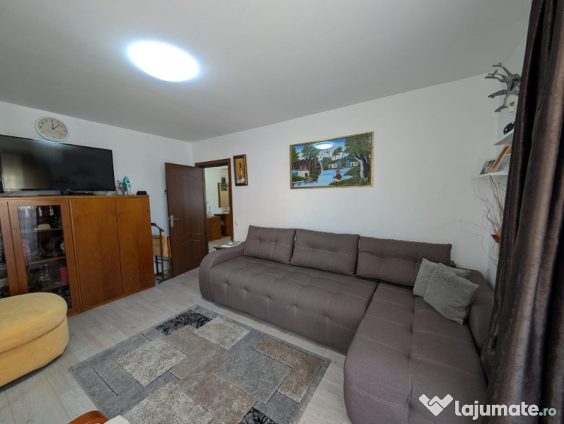 Apartament 2 camere/decomandat/etaj 1/zona Catanelor, Floresti