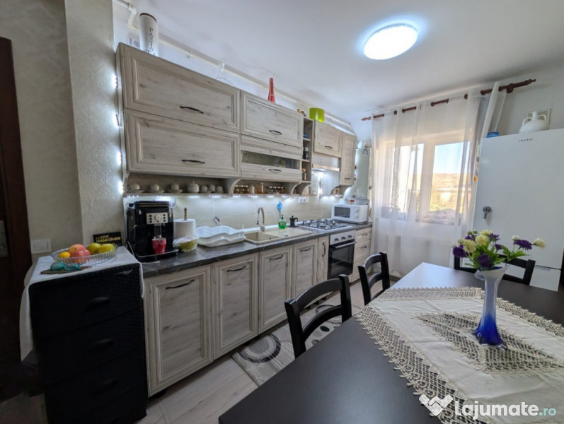 Apartament 2 camere/decomandat/etaj 1/zona Catanelor, Floresti