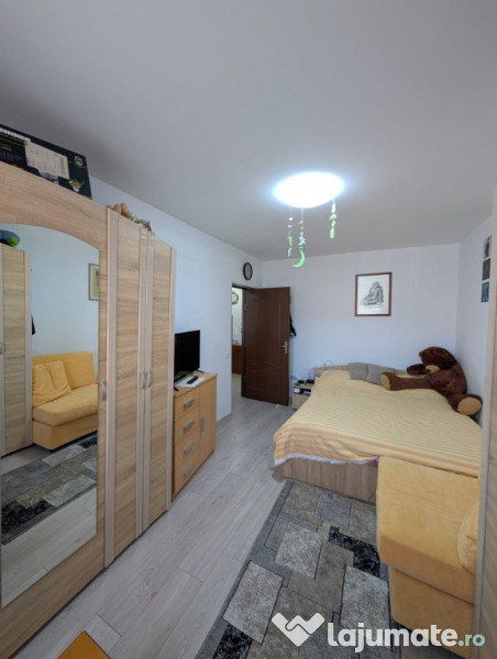 Apartament 2 camere/decomandat/etaj 1/zona Catanelor, Floresti