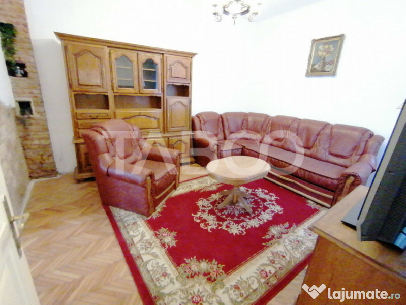 Apartament la casa 2 camere 58 utili renovat in Orasul de Jo 