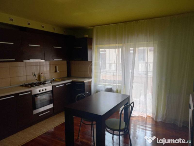 Apartament 2 camere,zona Eroilor