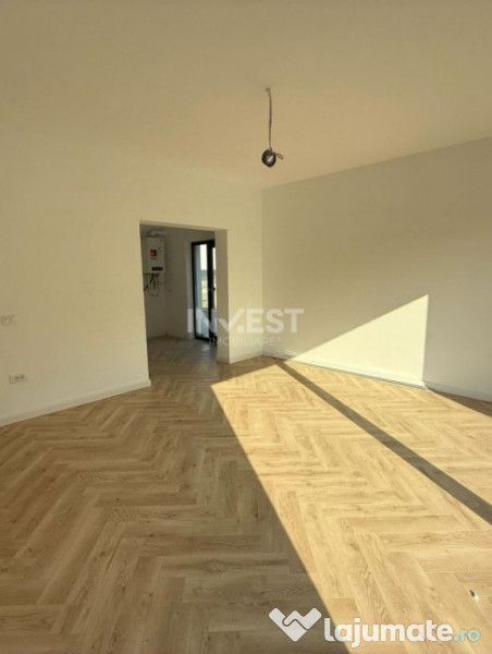 CASA INDIVIDUALA, 4 CAMERE, 2 BAI , 540 mp teren, MIROSLAVA- 