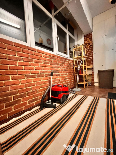 Apartament 3 camere decomandat, etaj intermediar, zona Garii