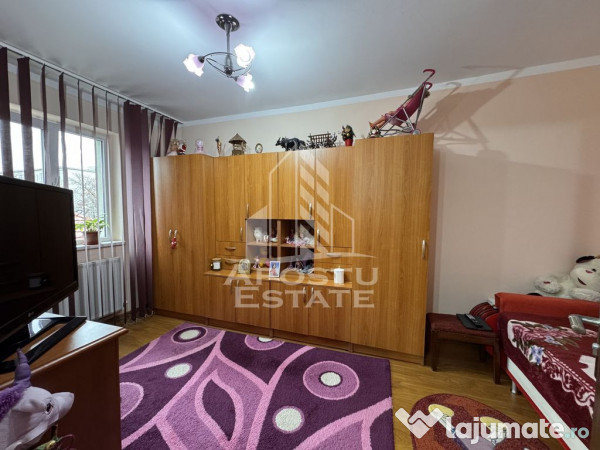 Apartament 2 camere | Etaj 2/4 | Centrala proprie | Zona ...