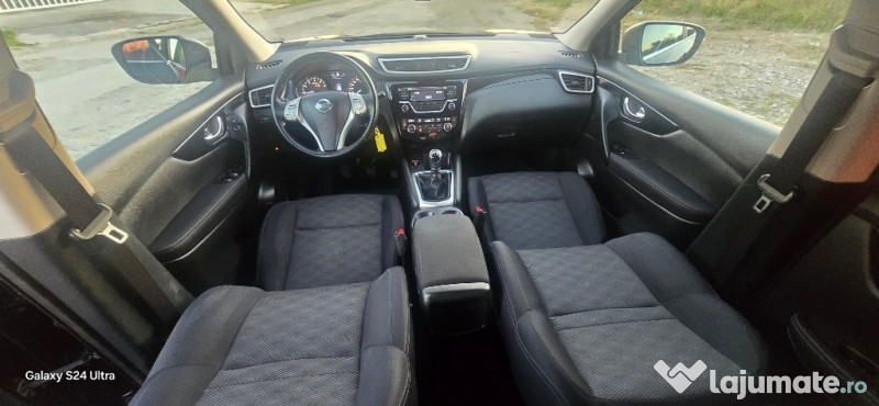 Nissan Qashqai/2015/1,2 DIG-T/116 CP/95900KM/Clima/Senzori/Pilot/Led 