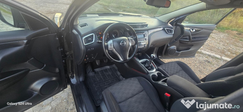 Nissan Qashqai/2015/1,2 DIG-T/116 CP/95900KM/Clima/Senzori/Pilot/Led 