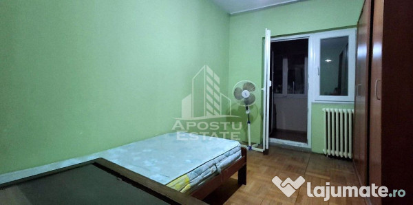 Apartament spatios, cu 2 camere decomandat