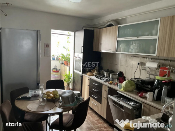 APARTAMENT 3 CAMERE-DACIA- 72mp 