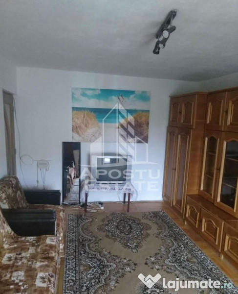 Apartament 3 camere ,semidecomandat ,Lipovei 