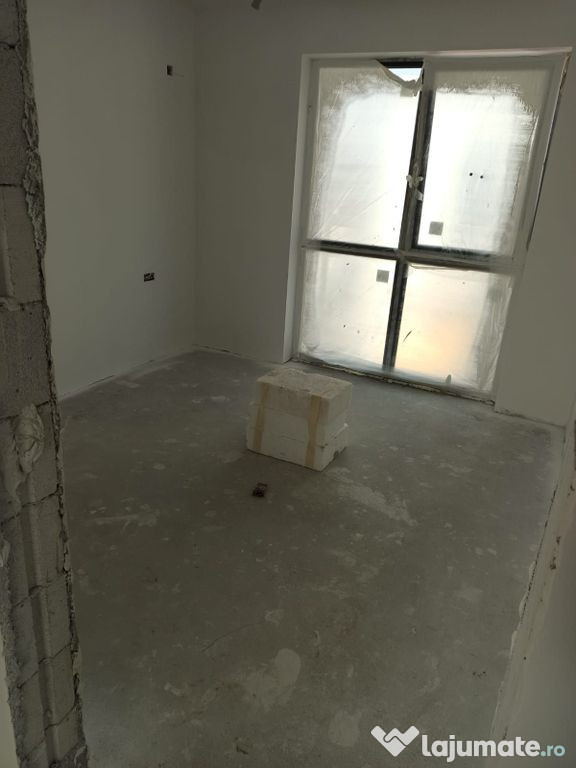 Vila ind.3cam+2bai+2parcari+192mp curte/centru Popesti-Le... 