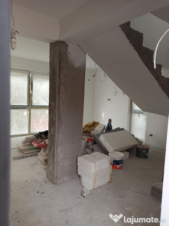 Vila ind.3cam+2bai+2parcari+192mp curte/centru Popesti-Le... 