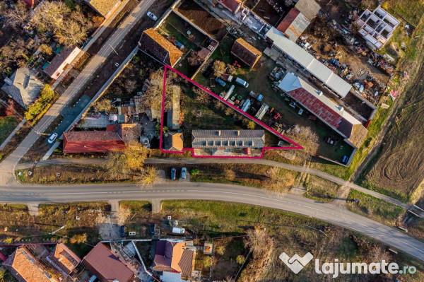 Clădire potrivită pentru proiecte educaționale sau de ...