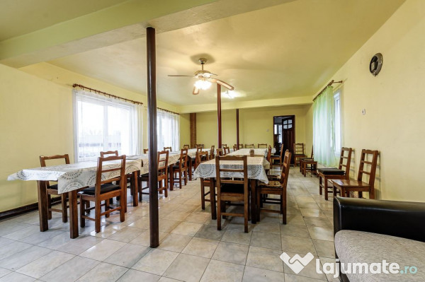 Clădire potrivită pentru proiecte educaționale sau de ...