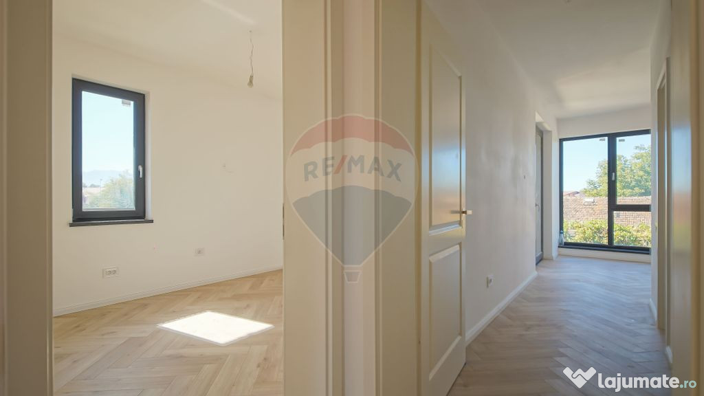 Casă / Vilă cu 5 camere de vânzare