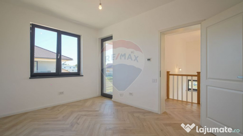 Casă / Vilă cu 5 camere de vânzare