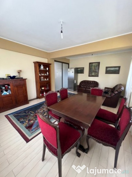 Casa 5 camere, P+1+Pod, toate utilitatile