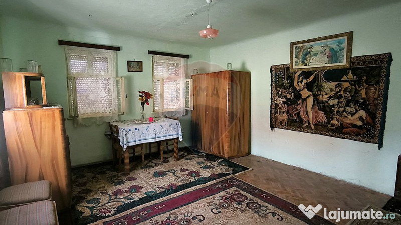 Casă la țară in Transilvania - sat sasesc Păucea, jud...