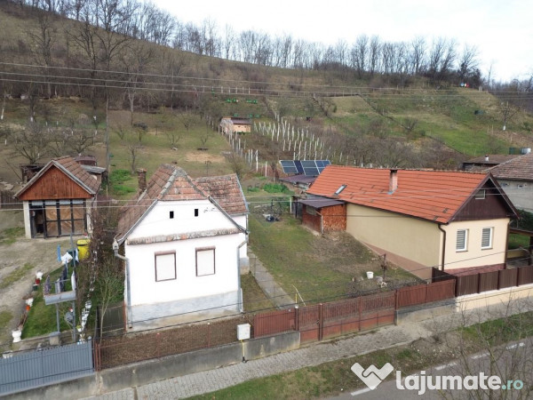 Casă la țară in Transilvania - sat sasesc Păucea, jud...