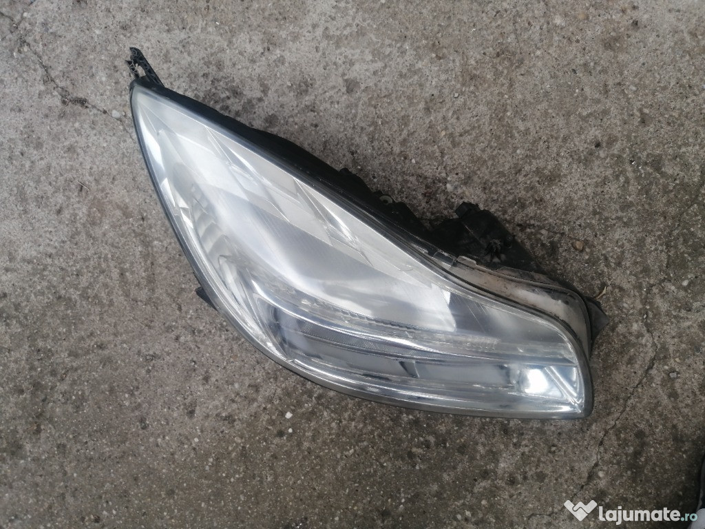 Faruri Opel Insignia 