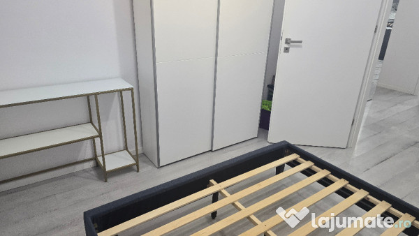 Vand apartament 3 c. dec.,Deva, Imp.Traian, etaj 1, mobilat, PARCARE