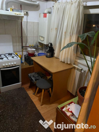 Garsonieră situată în zona Poarta 6, Constanța 