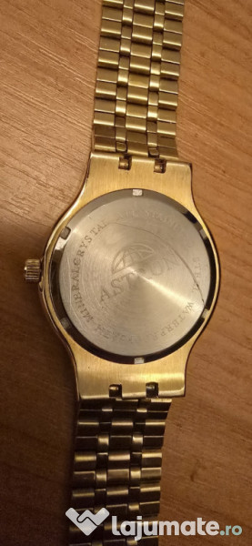 Ceas de cuarț Astron placat cu aur, cu un afișaj de zi! 