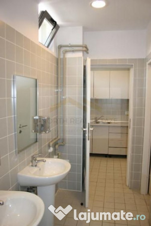 Spațiu comercial de închiriat, 90 mp utili | Vitrină s...