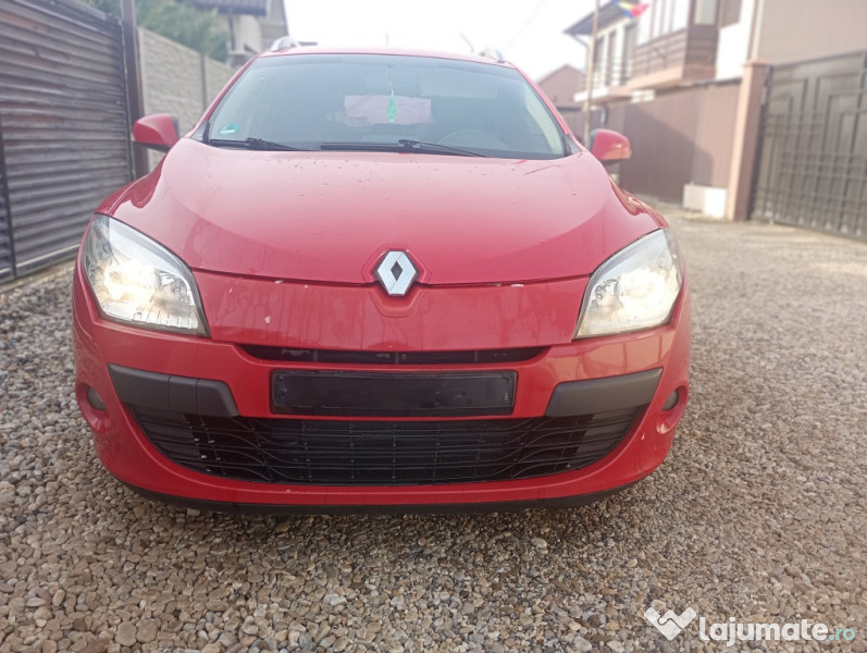 Renault Megane 3,fabricație 2011,motor 1,5 DCi