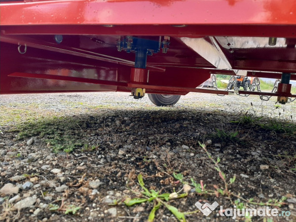 Tocator resturi vegetale tip elice cu 3 cutite