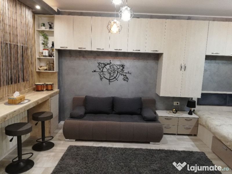 Tomis suite regim hotelier studio