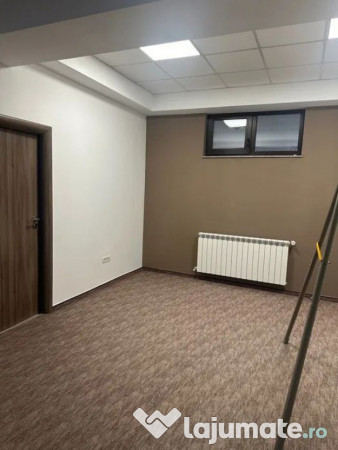 Spatiu comercial de vanzare - KM 4-5