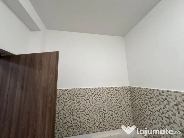 Spatiu comercial de vanzare - KM 4-5