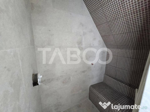 Casa individuala de vanzare teren 852 mp 5 camere 2 bai Seli