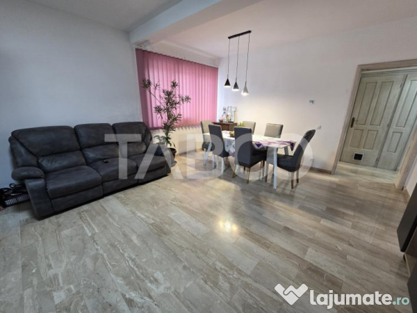 Casa individuala de vanzare teren 852 mp 5 camere 2 bai Seli