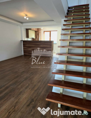 Apartament 2 camere tip duplex situat in Mamaia Nord, la 200 