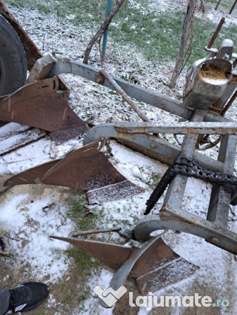 Plug 3 brazde mici italian cu brazdare reglabile