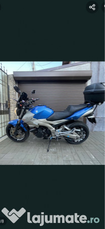 Motocicleta Suzuki gsr600 25 kw